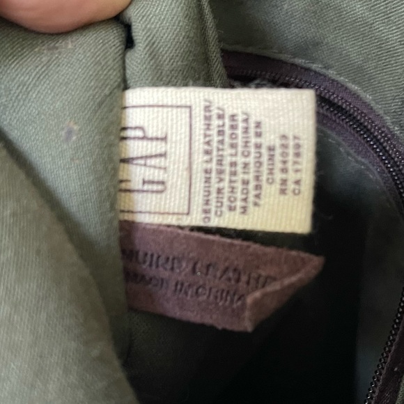 Vintage GAP leather fringed crossbody bag - Picture 4 of 8